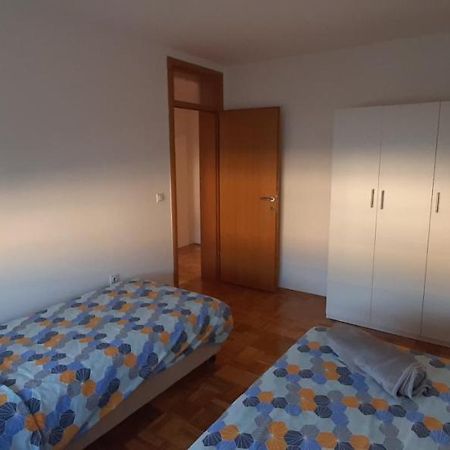 Apartman Stella Istocno Sarajevo Lukavica Eksteriør billede