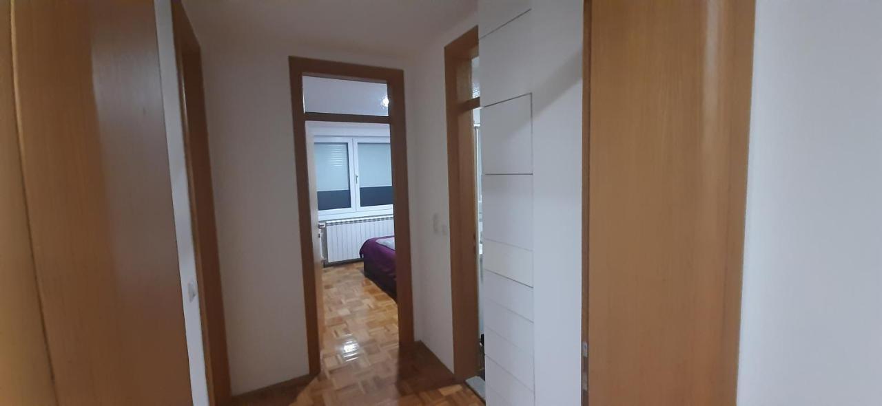 Apartman Stella Istocno Sarajevo Lukavica Eksteriør billede