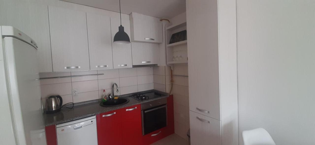 Apartman Stella Istocno Sarajevo Lukavica Eksteriør billede